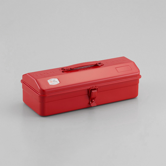 Toyo Steel Y-350 Gloss Red. Vibrant gloss red steel container with a camber-top cover and round handle, providing a bold and durable storage solution. 1.3kg.